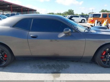 Dodge Challenger III 2020 Dodge Challenger RT Scat Pack 2020 6.4l 6.4 Benzyna 485KM, zdjęcie 6