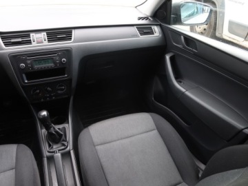 Skoda Rapid II Spaceback 1.6 TDI 90KM 2015 Skoda Rapid 1.6 TDI, Salon Polska, Klima, zdjęcie 7