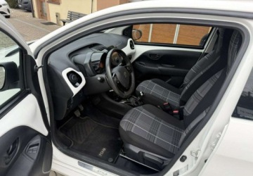 Peugeot 108 2018 Peugeot 108 1,0 69KM Klimatyzacja Automat Benzyna 69KM, zdjęcie 17