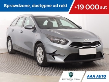 Kia Ceed III Kombi Facelifting 1.5 T-GDI 160KM 2022 Kia Ceed 1.5 T-GDI MHEV, Salon Polska