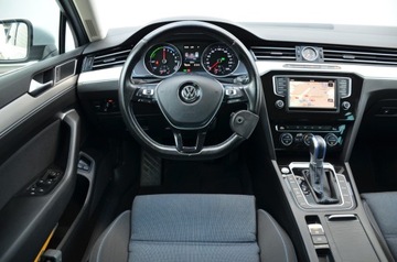 Volkswagen Passat B8 GTE Variant 1.4 TSI Plug-In-Hybrid 218KM 2016 ZAREJESTROWANY 1.4TSI GTE 218KM PLUGIN HYBRID SERWIS NAVI NOWY ROZRZĄD!, zdjęcie 26