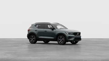 Volvo XC40 Crossover Facelifting 2.0 B4 197KM 2025 Volvo XC 40 Plus Dark B4 Mild Hybrid Benzyna, zdjęcie 3