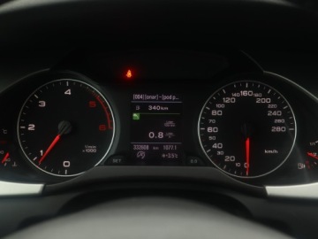 Audi A4 B8 Avant 2.0 TDI 143KM 2010 Audi A4 2.0 TDI, Navi, Klima, Klimatronic, zdjęcie 10