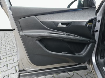 Peugeot 5008 II Crossover 1.2 PureTech 130KM 2019 Peugeot 5008 1.2 PureTech Crossway S&amp;S EAT6/ 7os., zdjęcie 17