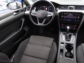 Volkswagen Passat B8 Variant Facelifting 1.5 TSI EVO 150KM 2022 VW Passat 1.5 TSI, Salon Polska, 1. Właściciel, zdjęcie 6