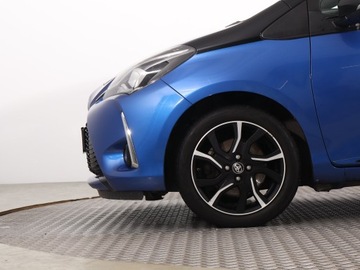 Toyota Yaris III Hatchback 5d Facelifting 2017 1.5 Dual VVT-iE 111KM 2017 Toyota Yaris 1.5 Dual VVT-i, Salon Polska, zdjęcie 14