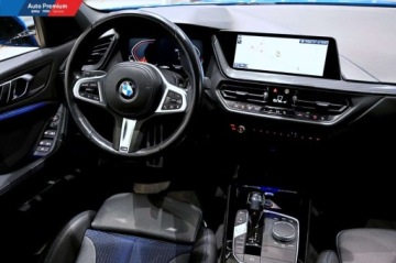 BMW Seria 1 F40 2021 BMW Seria 1 118iM Kierownica SkorzanaFotel SportowyReflektor LEDModel M Sp, zdjęcie 13