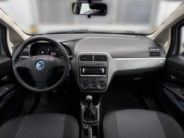 Fiat Punto Grande Punto Hatchback 5d 1.4 8v 77KM 2007 Fiat Grande Punto 1.4 8V 77KM Active l CITY, Salon, zdjęcie 5