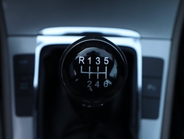 Volkswagen Passat B6 2005 VW Passat 2.0 TDI, Klima, Klimatronic, Tempomat, zdjęcie 14