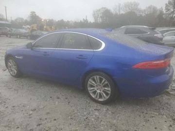 Jaguar XF II Sedan 3.0 V6 340KM 2017 Jaguar XF Jaguar XF 35t Premium RWD 3.0 Benzyna 340KM, zdjęcie 2