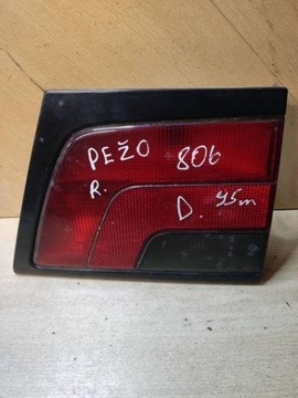 45102 PRAVÁ SVĚTLO KRYT KUFRU 2.0 89 1995 PEUGEOT 806 (221)
