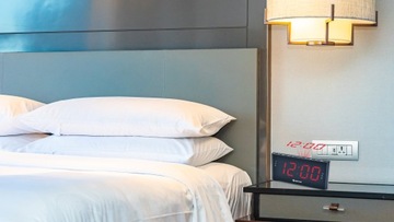 ДЕНВЕР РАДИО БУДИЛЬНИК FM ЧАСЫ С ПРОЕКТОРОМ БУДИЛЬНИК