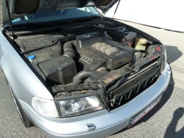 Audi A8 D2 Sedan 3.7 230KM 1996 Audi A8 AUTOMATSKORYKLIMATYZACJAXENONY 3.7 Benzyna 230KM, zdjęcie 25