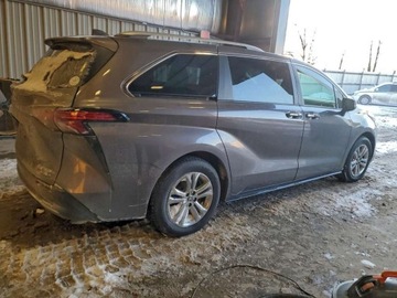 Toyota Sienna III 2023 Toyota Sienna Limited 2023 2.5 Hybryda 245KM, zdjęcie 3