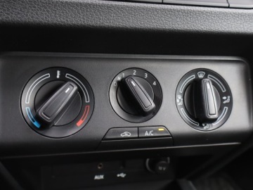 Skoda Fabia III Hatchback 1.2 TSI 90KM 2015 Skoda Fabia 1.2 TSI, Salon Polska, VAT 23%, Klima, zdjęcie 12