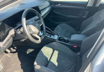 Volkswagen Golf VIII Variant 1.5 eTSI 130KM 2024 Volkswagen Golf Automat Kamera Tempomat 1.5 Benzyna 130KM, zdjęcie 8