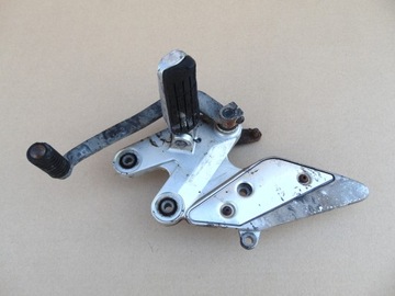 YAMAHA FZ6 FAZER S2 PODNÓŻEK KIEROWCY PRAWY SET