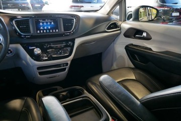 Chrysler Pacifica II 2020 Chrysler Pacifica Touring L 3.6L Pentastar V6 287KM StowN Go S Kamera 7os, zdjęcie 17