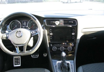 Volkswagen Golf VII Hatchback 3d Facelifting 1.6 TDI-CR DPF BMT 115KM 2018 Volkswagen Golf Volkswagen Golf 1.6 Diesel 116KM, zdjęcie 4