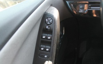 Citroen Grand C4 Picasso II Grand Picasso 1.6 THP 165KM 2015 Citroen C4 Grand Picasso 1.6 Benzyna 165KM, zdjęcie 13