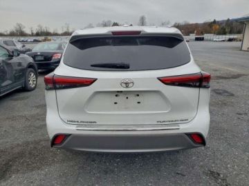 Toyota Highlander III 2023 Toyota Highlander L 2023 2.4 Benzyna 265KM, zdjęcie 2