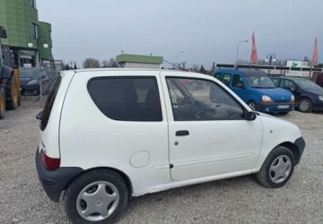 Fiat Seicento Hatchback 3d 1.1 Fire 55KM 2004 Fiat Seicento Fiat Seicento 1.1 BenzynaLPG 54KM, zdjęcie 3