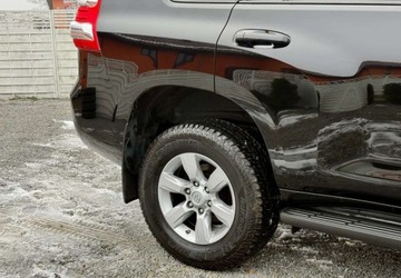 Toyota Land Cruiser VI MPV Faceliting 2.8 D-4D 177KM 2016 Toyota Land Cruiser Toyota Land Cruiser LC 2.8 D-4D Premium 2.8 Diesel, zdjęcie 27