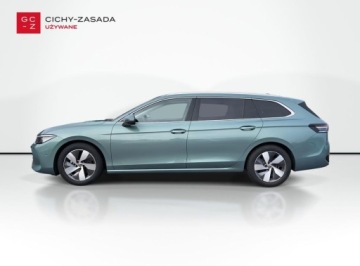 Volkswagen Passat B8 Variant Facelifting 2.0 TDI SCR 150KM 2025 Volkswagen Passat Variant 2.0TDI 150KM Elegance DSG SerwisASO Acc Matrix N, zdjęcie 1