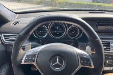 Mercedes Klasa E W212 Limuzyna Facelifting AMG 63 AMG S 585KM 2014 Mercedes-Benz Klasa E 2014 Mercedes E63S 4Matic - zarejestrowany, gotowy d, zdjęcie 25