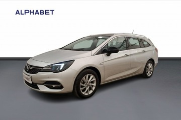 Opel Astra K Sportstourer Facelifting 1.2 Turbo 145KM 2021