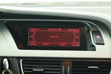 Audi A4 B8 Avant 2.0 TDI 143KM 2008 Audi A4 2.0 TDI, Navi, Xenon, Klima, Klimatronic, zdjęcie 9