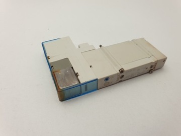 ЭЛЕКТРОМАГНИТНЫЙ КЛАПАН SMC SY3100-5U1 5/2 24 В постоянного тока