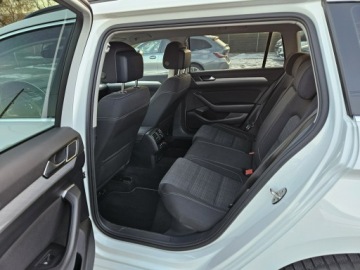Volkswagen Passat B8 Variant 2.0 TDI BlueMotion SCR 150KM 2019 Volkswagen Passat Variant 2,0 diesel 150KM DSG LED, zdjęcie 5