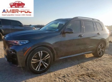 BMW X7 2022 BMW X7 M50i 2022 4.4l 4.4 Benzyna 523KM
