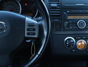 Nissan Tiida Sedan 1.6 i 110KM 2009 Nissan Tiida 1.6 i 16V, Klima, Klimatronic,ALU, zdjęcie 19