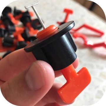 КОМПЛЕКТ САМОВЫРАВНИВАЮЩЕЙСЯ СИСТЕМЫ ЗАЖИМ ДЛЯ УКЛАДКИ ПЛИТКИ ВЫРАВНИВАНИЕ