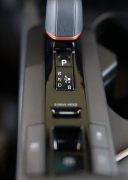 Toyota C-HR II 2023 Toyota C-HR 2.0 Hybrid Dynamic Force Style AWD 2.0 Hybryda 197KM, zdjęcie 38