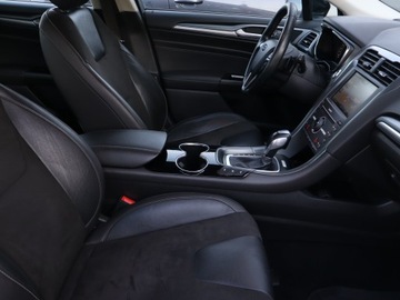Ford Mondeo V Sedan 2.0 EcoBoost 203KM 2016 Ford Mondeo 2.0 EcoBoost, Automat, Skóra, Navi, zdjęcie 8