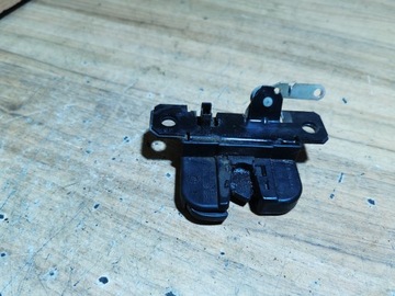 ZAMEK KLAPY PASSAT B5 FL KOMBI 3B9827505