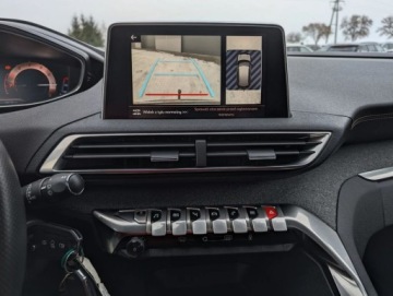 Peugeot 3008 II Crossover 1.2 PureTech 130KM 2017 Peugeot 3008 Rezerwacja 1.2 Benzyna 130KM, zdjęcie 28