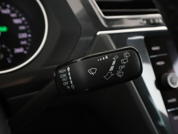 Volkswagen Tiguan II SUV 2.0 TDI BlueMotion Technology 240KM 2018 Volkswagen Tiguan GRATIS! Pakiet Serwisowy o, zdjęcie 36