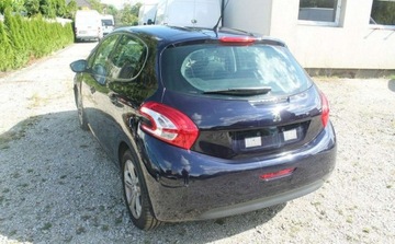 Peugeot 208 I Hatchback 3d 1.6 VTI 120KM 2014 Peugeot 208 1.6 Benzyna 120KM, zdjęcie 6
