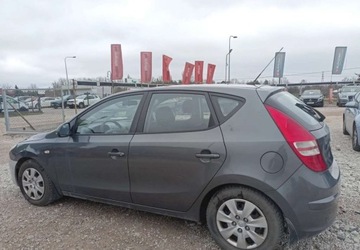 Hyundai i30 I Hatchback 1.6 CRDi 90KM 2007 Hyundai i30 Hyundai i30, zdjęcie 2