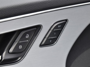 Audi Q8 2025 AUDI Q8 TFSI e quattro Suv (394 KM) 2025, zdjęcie 13