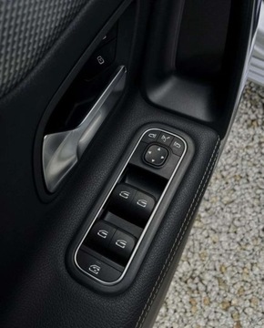 Mercedes Klasa A W177/V177 Hatchback 1.5 180d 116KM 2018 Mercedes-Benz Klasa A kamera 1.5D NAVI gwarancja LED 1.5 Diesel, zdjęcie 34