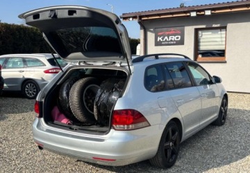 Volkswagen Golf VI Variant 1.6 TDI-CR DPF BlueMotion 105KM 2011 Volkswagen Golf Wersja Comfortline 1.6 Diesel 105KM, zdjęcie 18