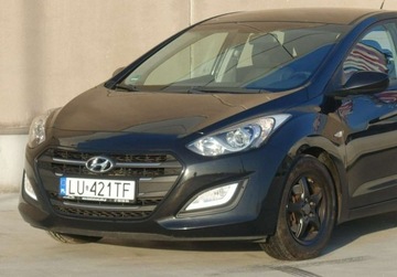 Hyundai i30 II Hatchback 5d 1.6 GDI 135KM 2015 Hyundai i30 1.6B 135KM Grzana kierownica i, zdjęcie 6