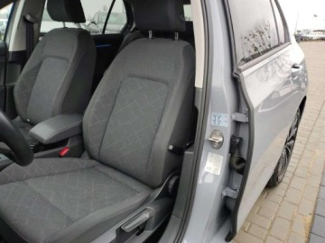Volkswagen Golf VIII Variant 1.5 eTSI 150KM 2023 Volkswagen Golf FV23 Salon PL ACC podg.fotele od Dealera Rata od 900 PLN, zdjęcie 10