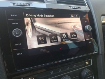 Volkswagen Golf VII GTI 3d Facelifting 2.0 TSI 245KM 2017 Volkswagen Golf Salon PL, Serwisowany, ACC, Ambiente, 2.0 Benzyna 244KM, zdjęcie 15