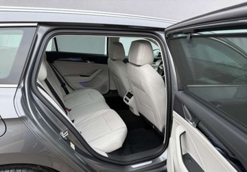 Volkswagen Passat B9 2024 Volkswagen Passat 193km 4Motion Elegance salon PL gwar. masaz matrix VAT 23, zdjęcie 11